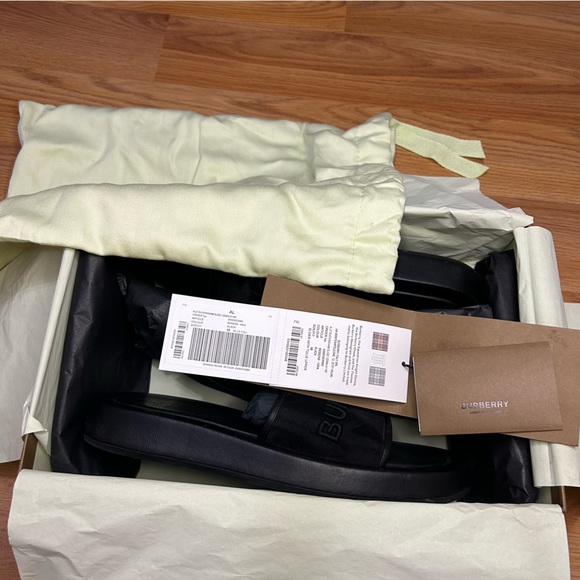 Burberry black slides - Picture 6 of 6